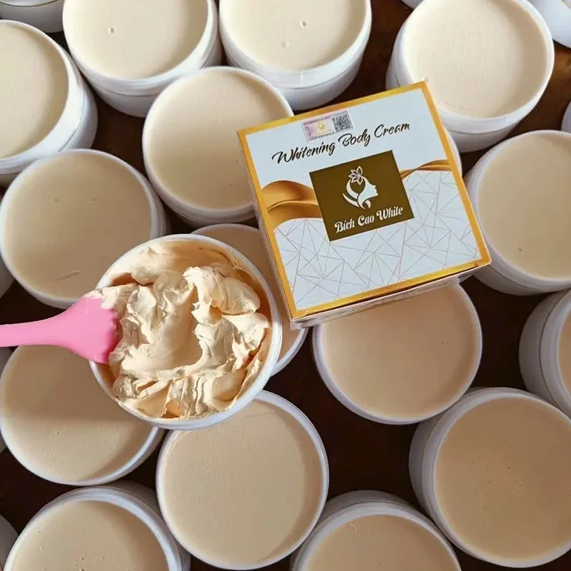 kem-body-cot-u-bich-cao-white-chinh-hang-3-in-1-vietnam-white-body-lotion-moisturizing-brightening-firming