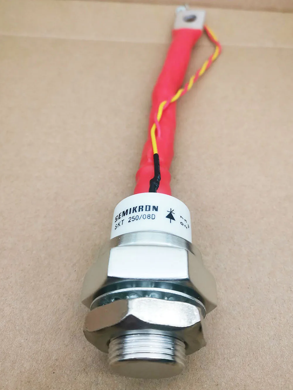 

SKT250/08D Screw pin diode thyristor