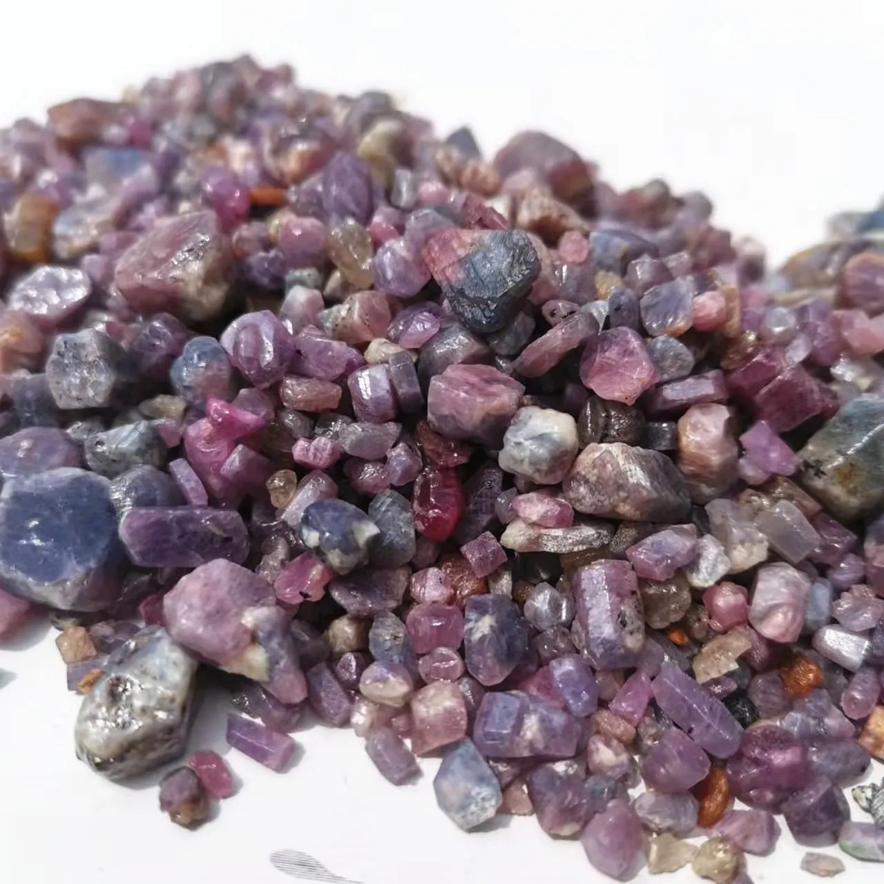 Natural Raw Purple Corundum stones rough mineral crystal for Making Jewelry