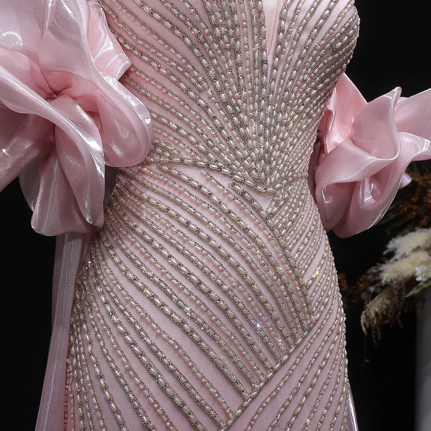 Sharon Said Dubai Luxuriöses Einschultriges Abendkleid mit Langer Schleppe, Stark Perlenbestickt, Saudi-Arabisches Damen-Abendkleid SS016 Maßanfertigung – Detail 19