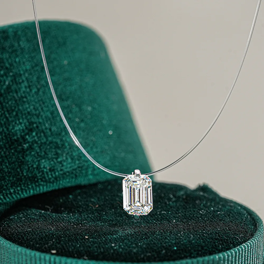 

18K Gold 1 Carat Moissanite Mermaid Tears Pendant Invisible Fishing Line Star Tears Platinum PT950 Diamond Collarbone Chain