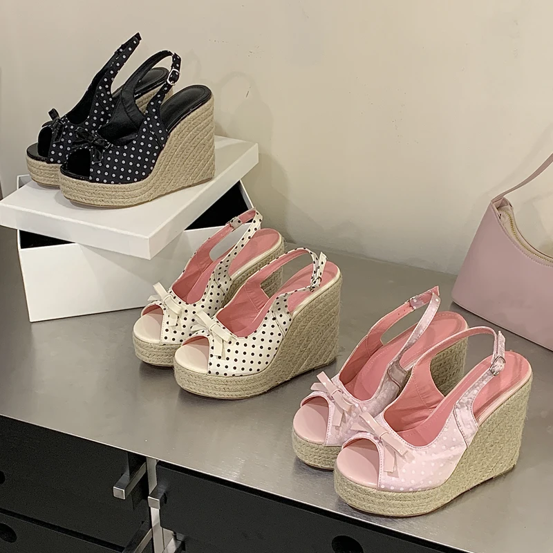 #79 Popular Platform Sandals Choices