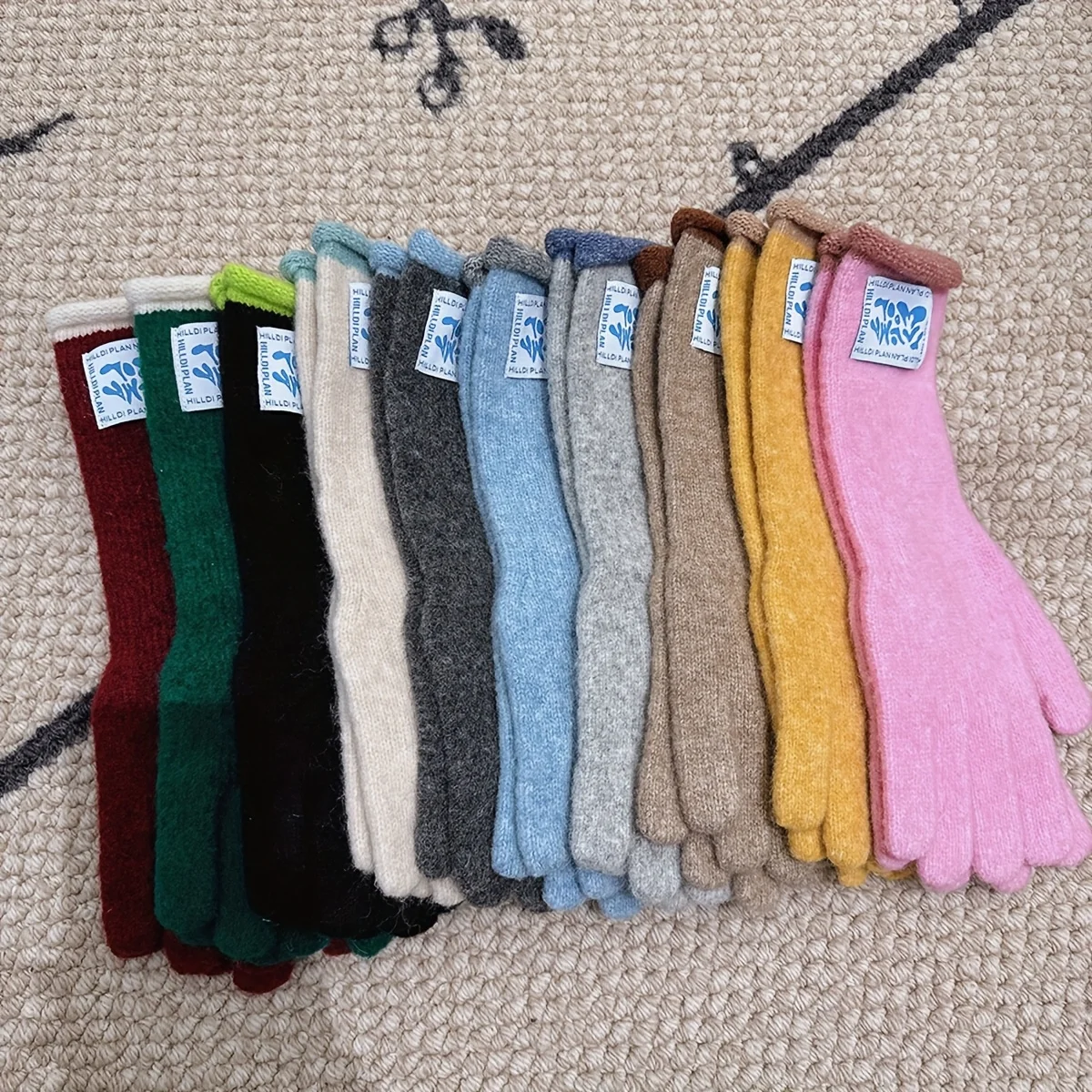 Gants d'hiver chauds gants longs pour femmes polyvalents décontractés avec laine douce et capacité d'écran tactile à deux doigts gants longs