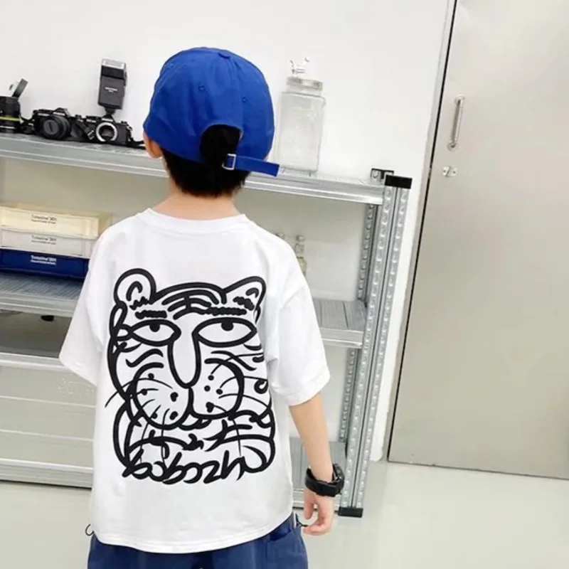 

Boys' Summer Short Sleeve T-shirt New Small And Medium Children's Round Neck Top Children's Casual Versatile Half Sleeve Fashion