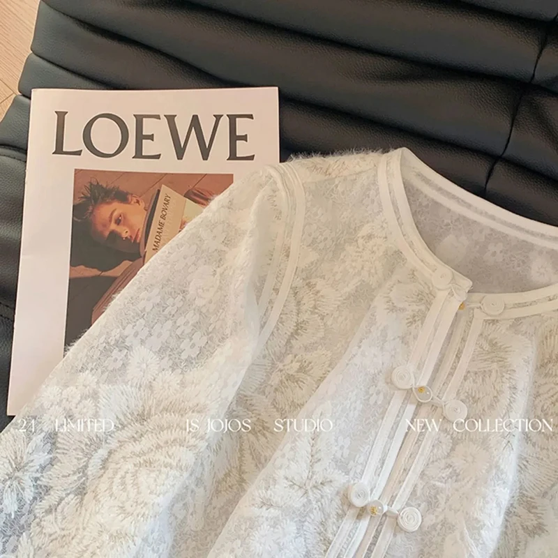 Spitze Ausschnitt Bluse Frauen Weiß O Hals Langarm Jacquard Hemd Harajuku Y2K Lose Leichte Sheer Pendler Top