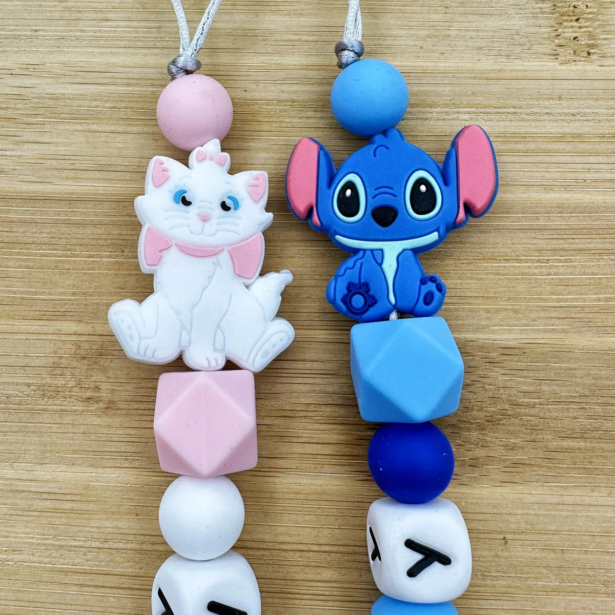 Customized Letters Name Baby Cartoon Silicone Beads Pendant Pacifier Clips Chains Holder Teether Baby Kawaii Toy Baby Gifts