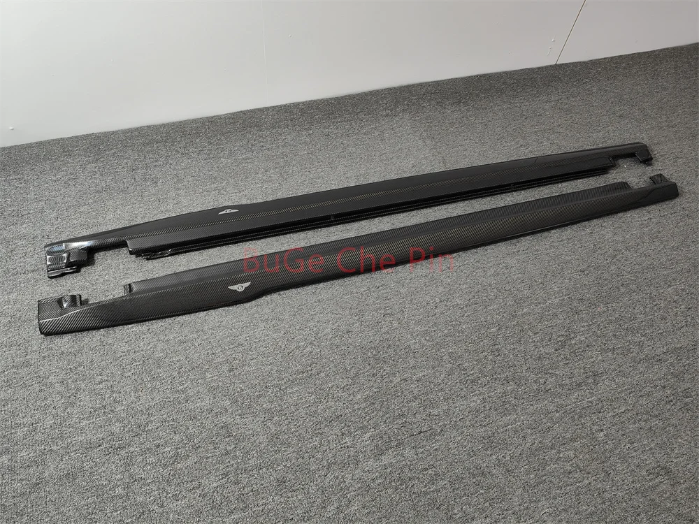 Suitable for 15-17 Continental GT modified carbon fiber side skirt door sill strip body kit