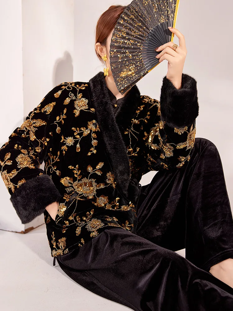 New Chinese Style Winter Women's Clothing, High-end V-neck New Chinese Style Gold Bead Embroidered Cotton Jacket Coat Outerwear