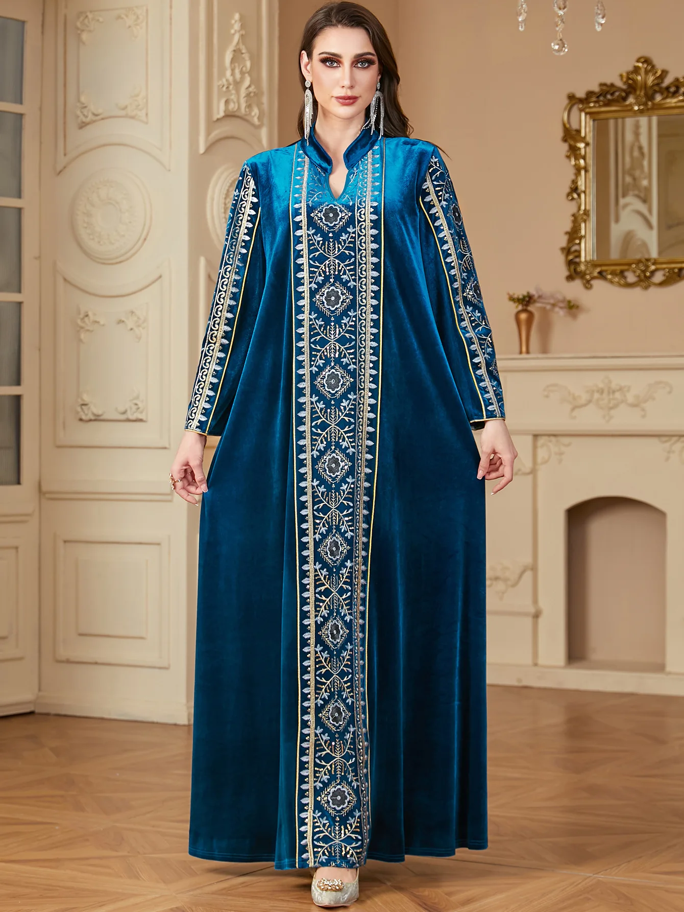 Cross border Middle Eastern women's long robe, embroidered and spliced Muslim dress, V-neck Dubai long skirt