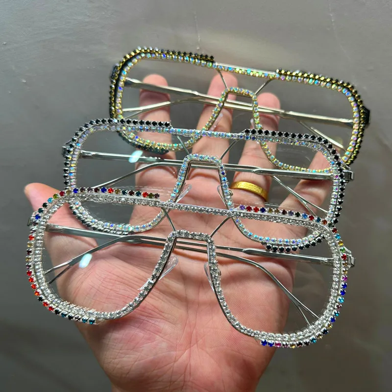 Diamanten-Sonnenbrille für Damen 2026 – Neue luxuriöse Strass-Sonnenbrille, einzigartige handgefertigte modische Einteiler-Sonnenbrille für Frauen, übergroße Brillen – Detail 5