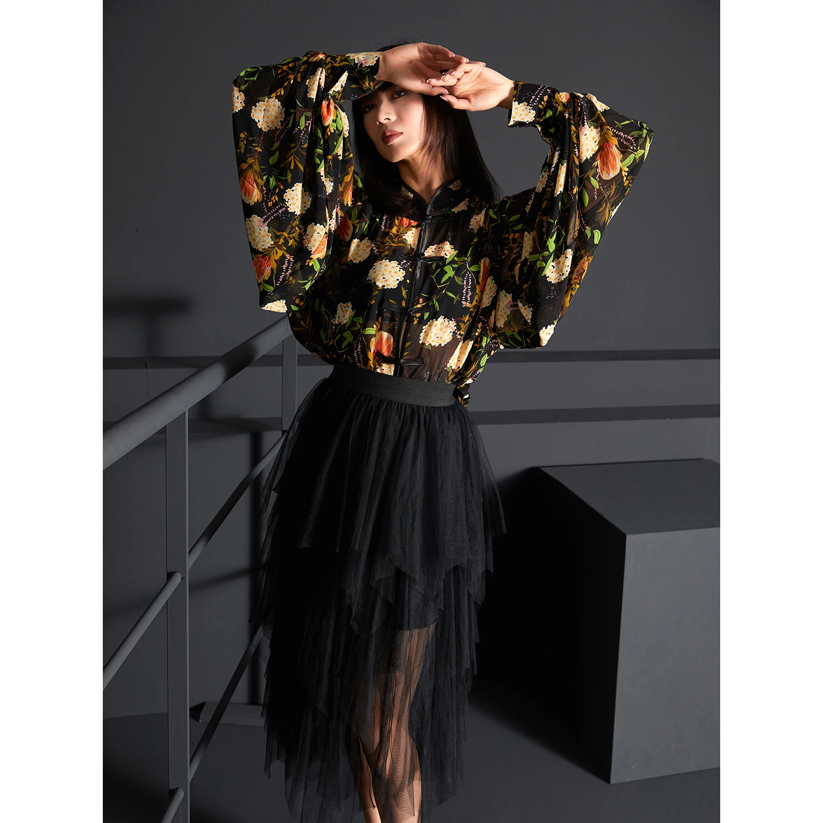 

Original Design Women's Fashion 2024 Shawl Collar Embroidered Tunic Top Silk Blend Princess Sleeve Button up Chinese Style