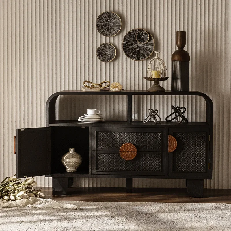 Średniowieczna szafka z litego drewna na werandę, przedpokój w pensjonacie, szafka boczna do jadalni, mała szafka do przechowywania w mieszkaniu.