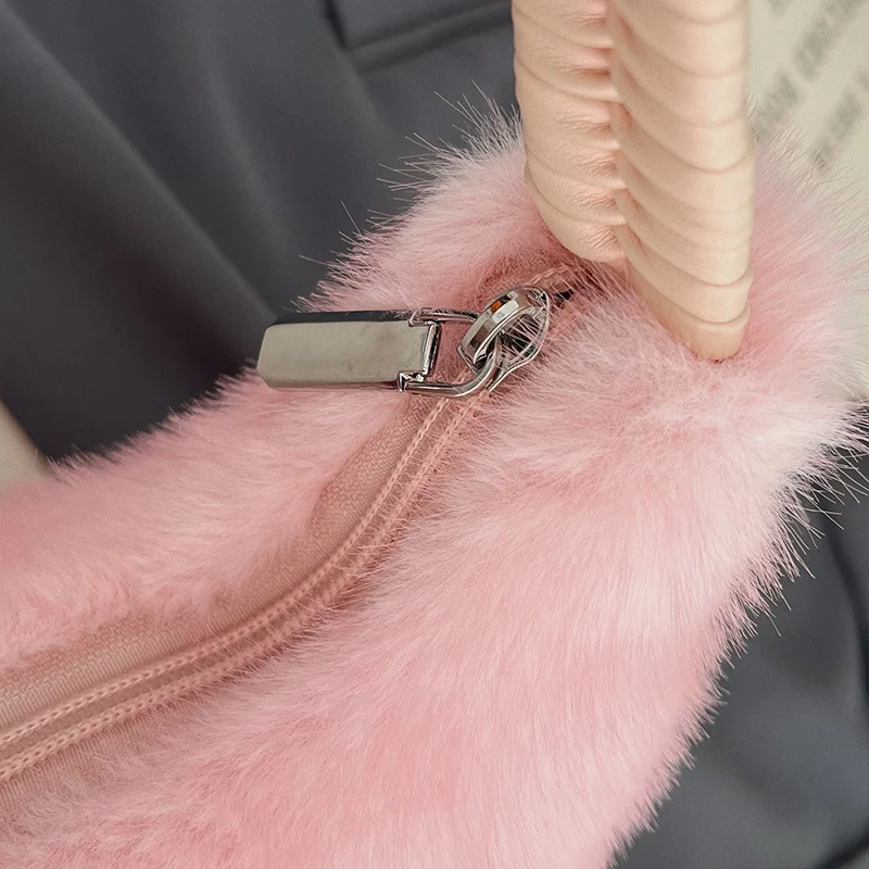Halbmond-Design Lammwoll-Handtasche Clutch für Damen 2026 Winter Weiche Flauschige Handtasche Halbkreis-Plüsch-Umhängetasche Bolsa – Detail 13