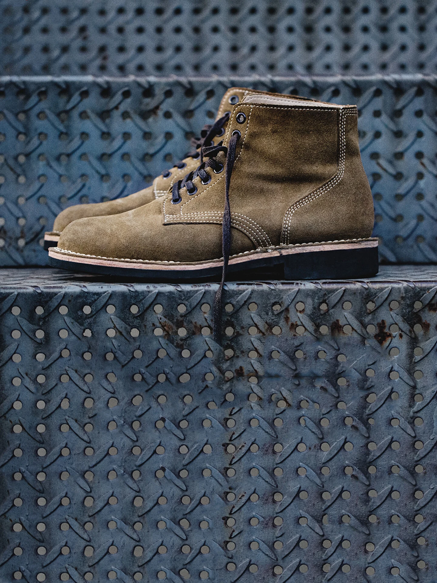 

Hot-selling Autumn Season High-Quality Unisex Outdoor Hiking Shoes Casual Sports Hiking Shoes Non-Slip, Wear-Resistant Hiking Bo