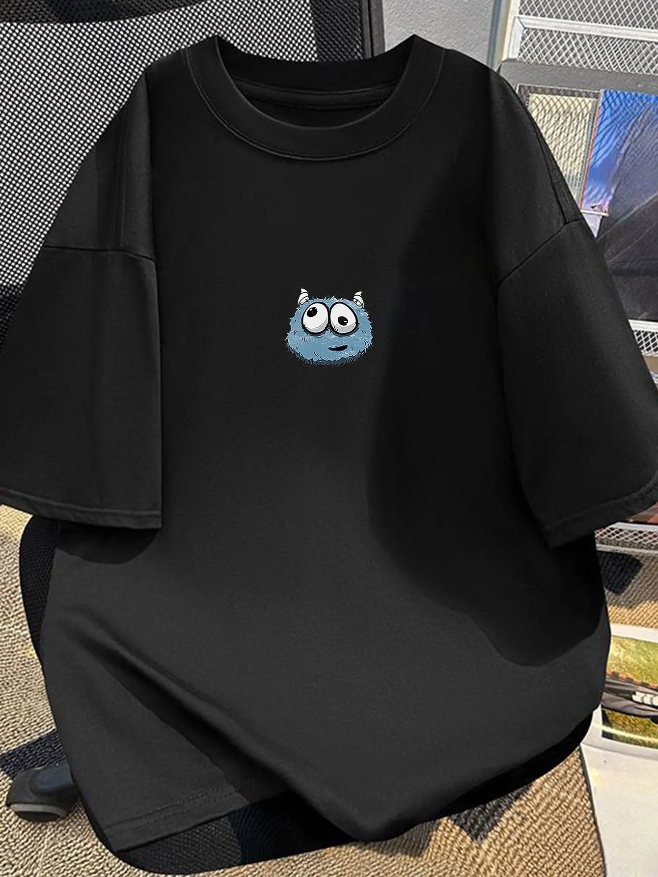 Cute Little Monster Pattern Print Pure Short-Sleeve T-Shirt for Men, Simple Style Unisex Top