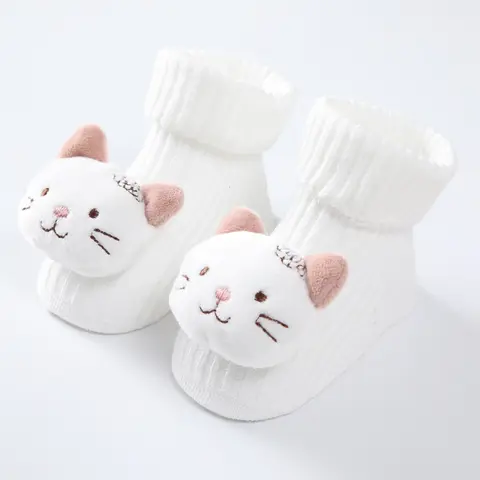 봄 가을 아기 양말 사랑스러운 플러시 만화 고양이 장식 바닥 양말 신생아 유아 면화 부드럽고 편안한 실내 짧은 양말