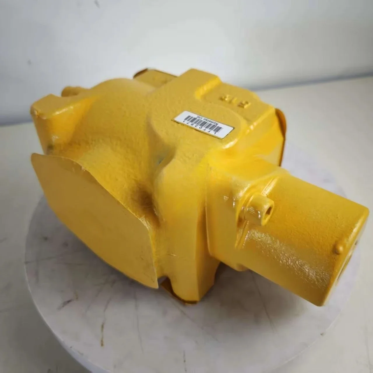 Construction Machinery Parts for PC200-7 PC220-8  Main Control Valve Spare Part 702-21-01910