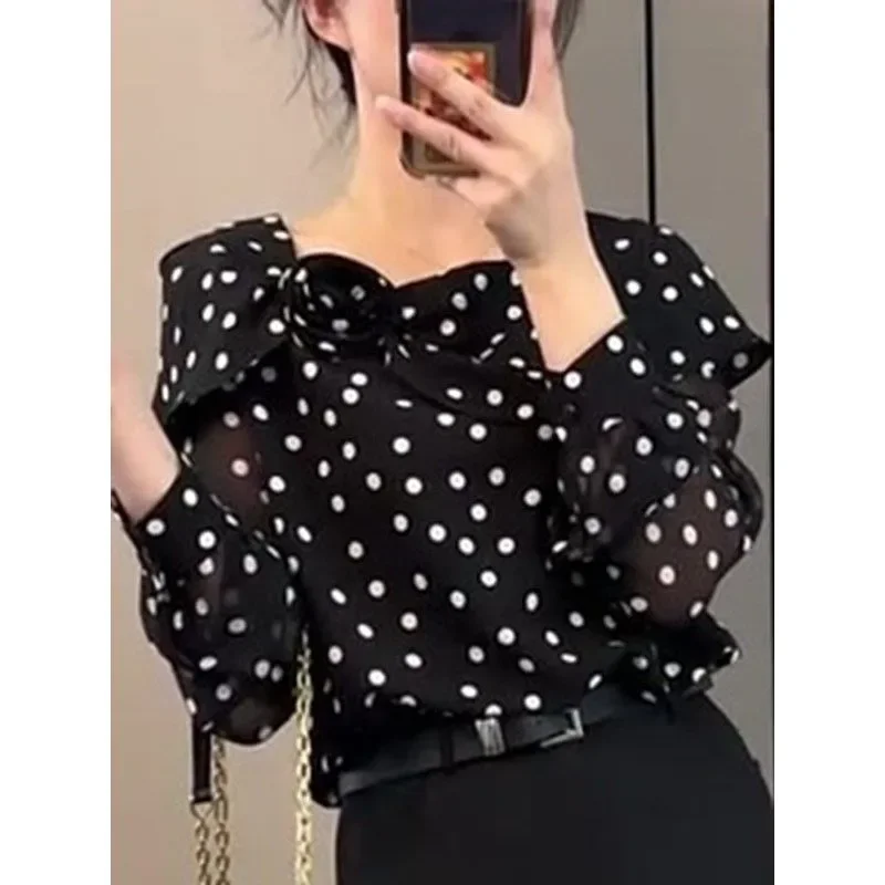 

Элегантная трехмерная рубашка с длинными рукавами и цветочным принтом в горошек. Модные и универсальные оборки. Сделать вас выглядеть стройнее.