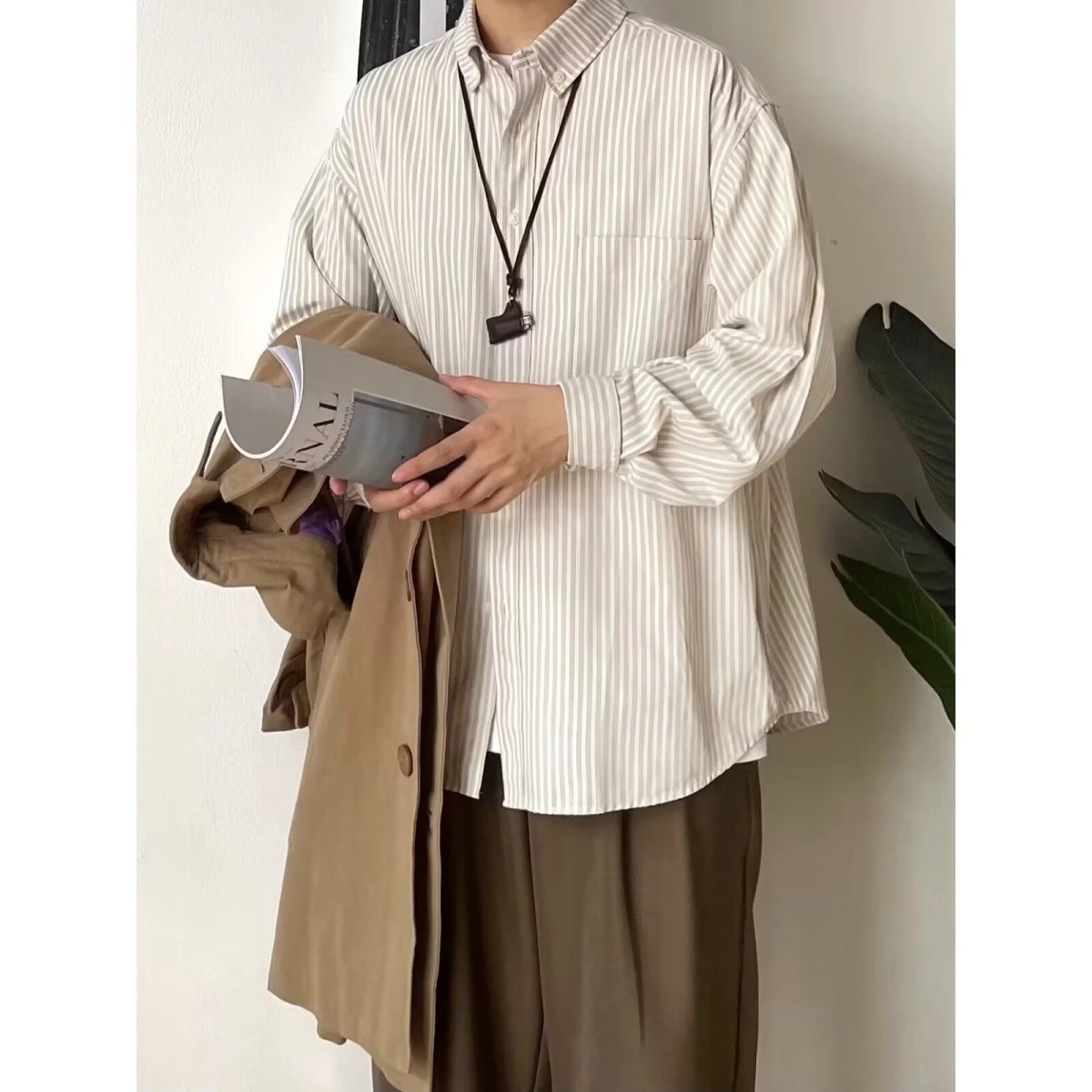 

Japanese Sle Long Sve Striped irt Set Casual Loose ex College Sle Layering irt Jaet Faion Urban Youth Poly...