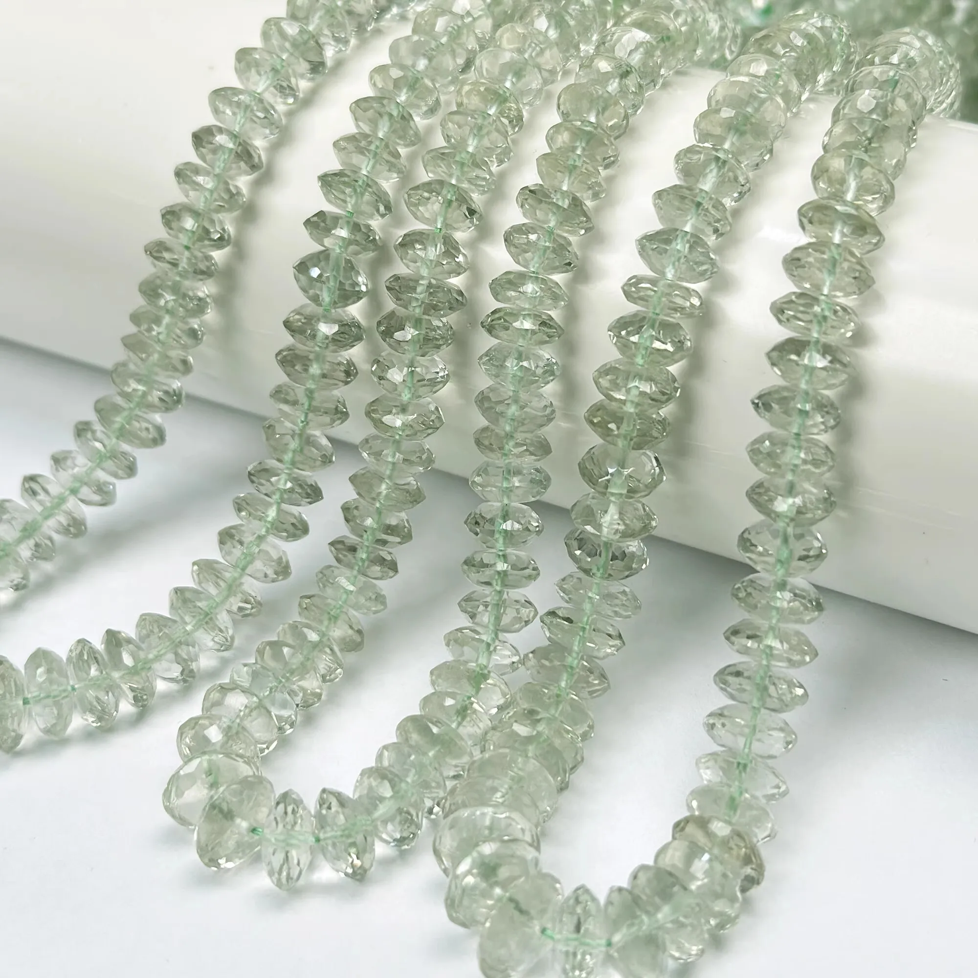 

AAAAA зеленый кристалл граненые круглые натуральные свободные бусины DIY ювелирные изделия