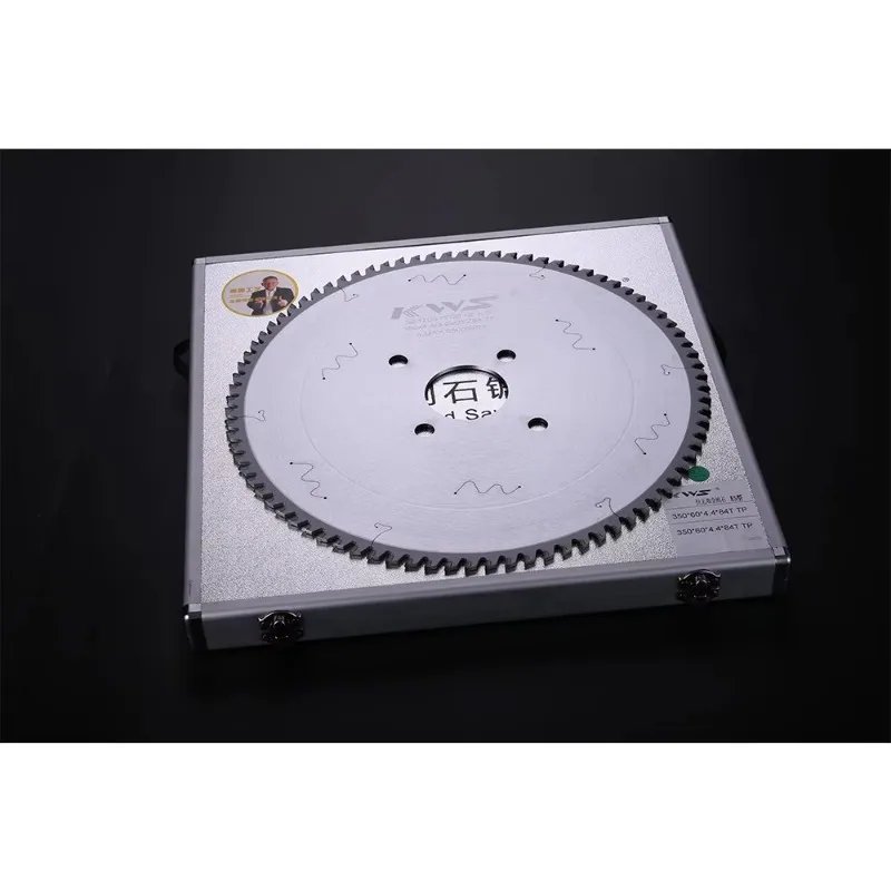 32 Teeth Saw Blades for Wood MDF Laminuated Board ,High Grade of Polly Crydtal Diamond Applied