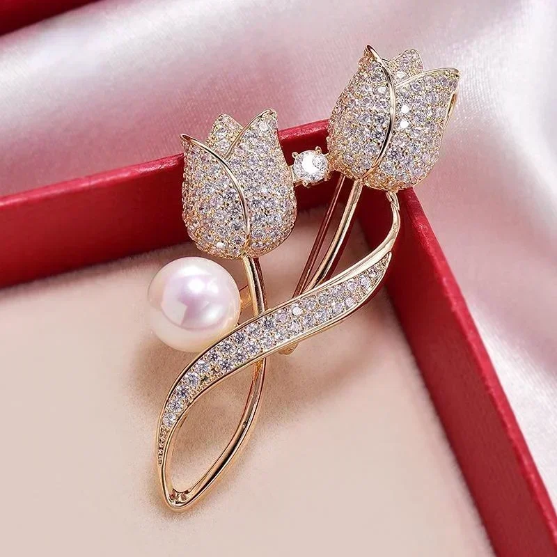 Clothes Decoration Flower Brooch Rhinestone Tulip Anti-glare Suit Collar Pin Jewelry Brooches Jewerly Accessories for Women Gift