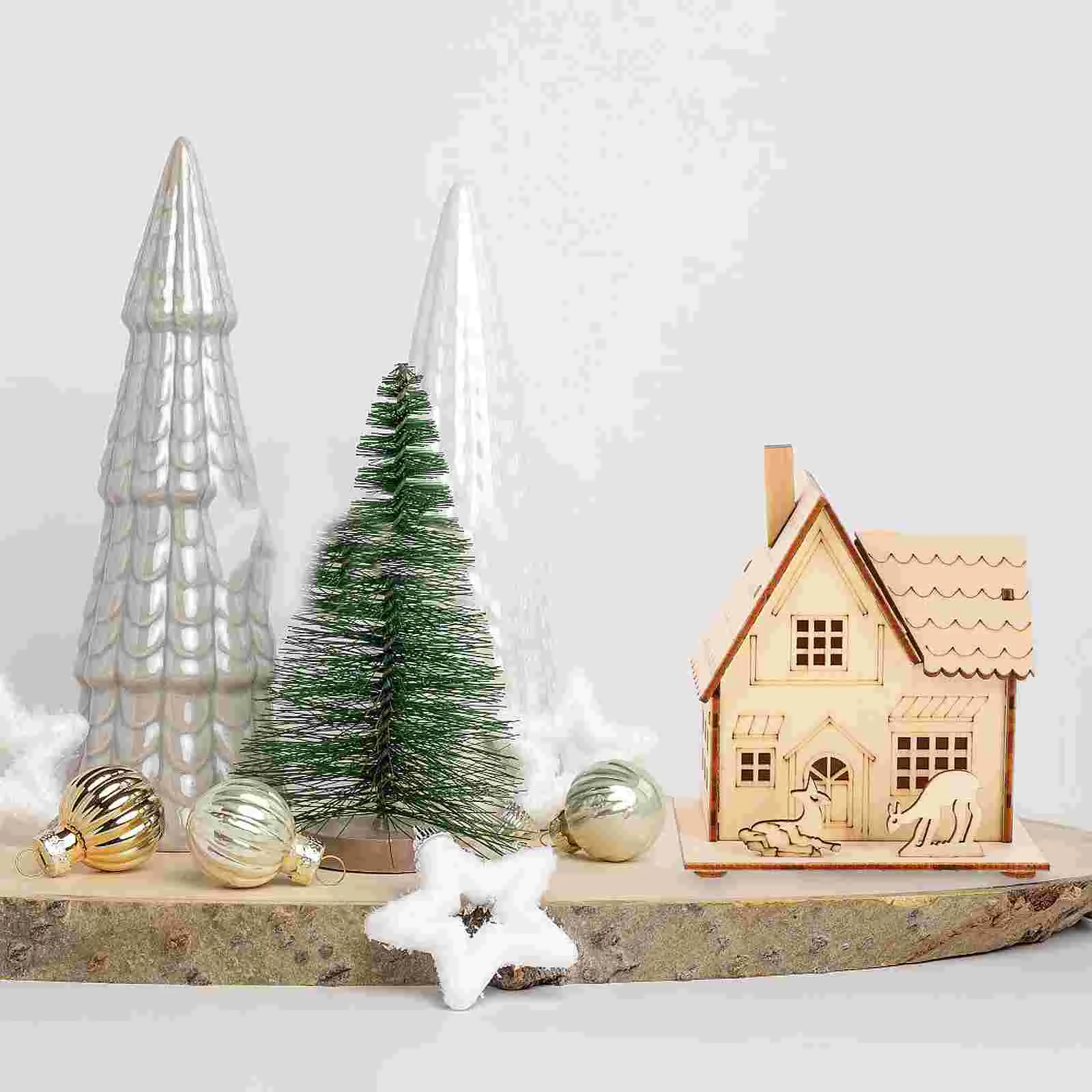 3 Pcs Wooden House Christmas Cabin Desk Decorations Lighted Village Glowing nament Exquisite Structure Fine Craftsmanship Unique