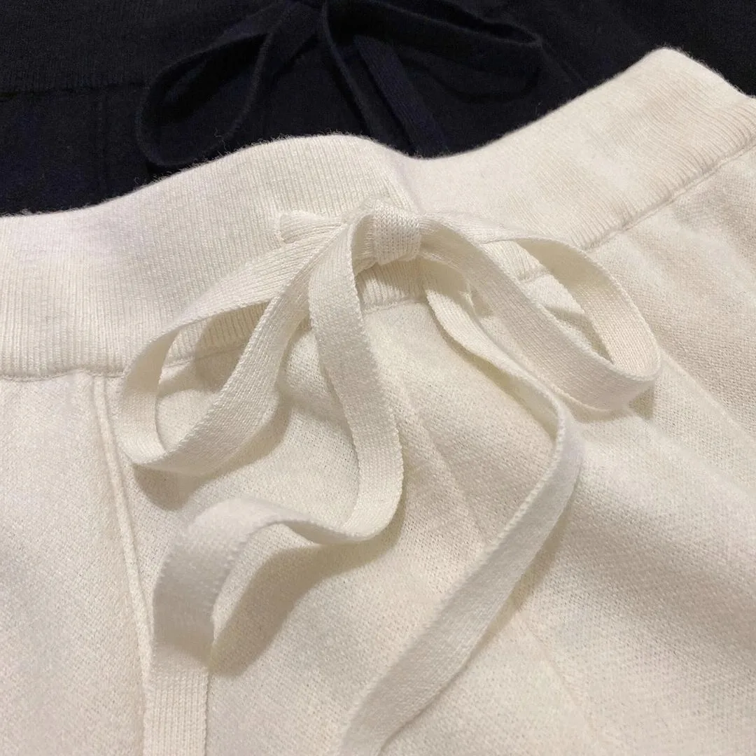 Weiße, hoch taillierte Freizeithose für Damen, Frühling und Herbst, neue Strickhose, lockere Hose mit weitem Bein, japanisches, faules fallendes Gefühl