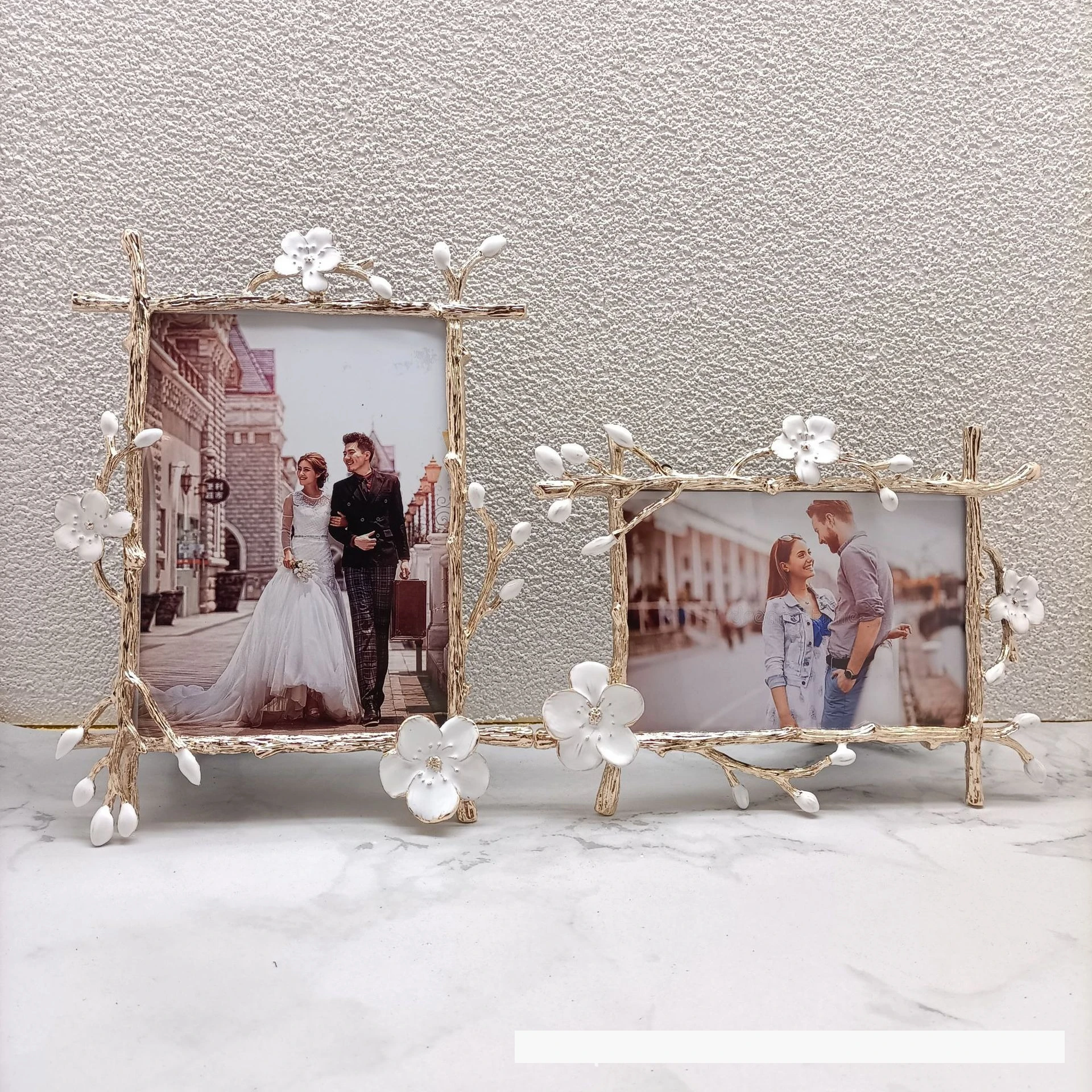 

Metal fashion European style metal photo frame, home ornament decoration embellishment