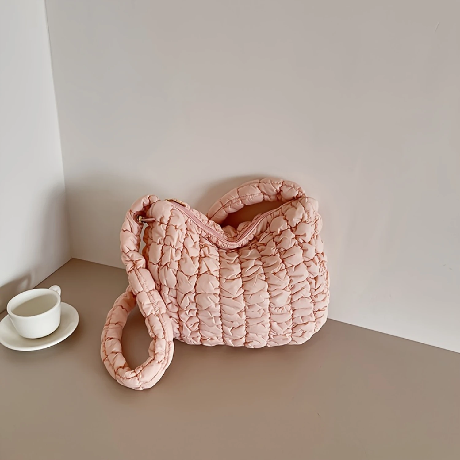 Quilted Puffer Shoulder Bag - Cloud Ruched & Bubble Pleated - Stylish Crossbody for Trendy Women