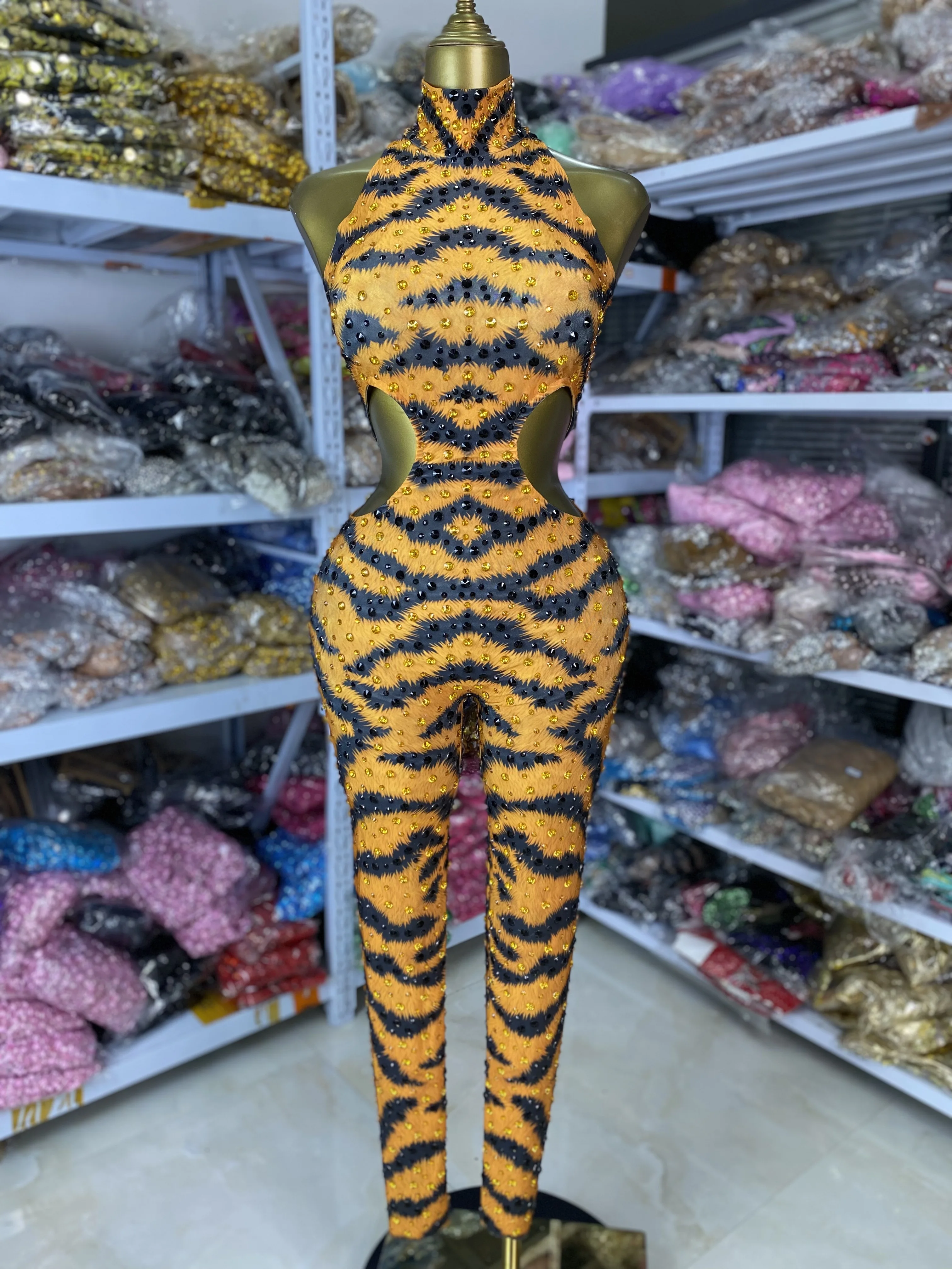 

Tiger Printed Rhinestons Spandex Cut Out Bodycon Jumpsuits Women Special Occassion Cosplay Evneing Club Glitter Stage Costumes