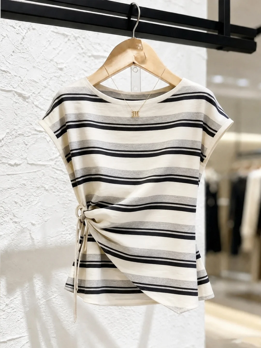 

Korean Style Striped Design Crew Neck Short Sleeve T-Shirt Commute Versatile Summer Top Women's Fashion Straight Cut Size
