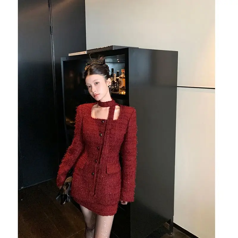 

2025 Women's Red Tweed Blazer Skirt Set Winter Christmas Party Outfit​