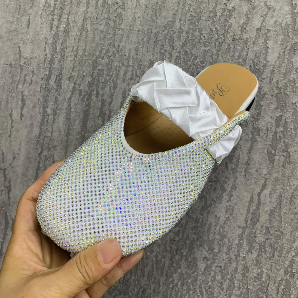 Fashion Women Slippers Rhinestone Bling Women Sandals Patent Leather Shoes Women Casual Flats Shoes Plus Size Party Shoes Muller