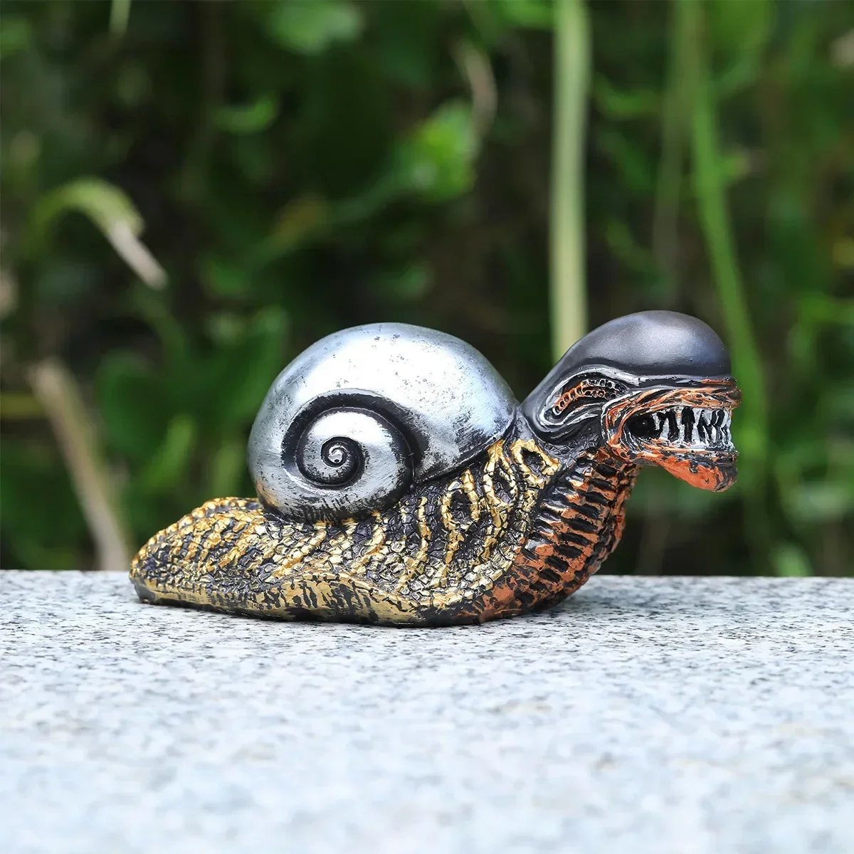 Mutant Snail Countryside Micro Landscape Decorative Ornaments with Irregular Shaped Resin Crafts