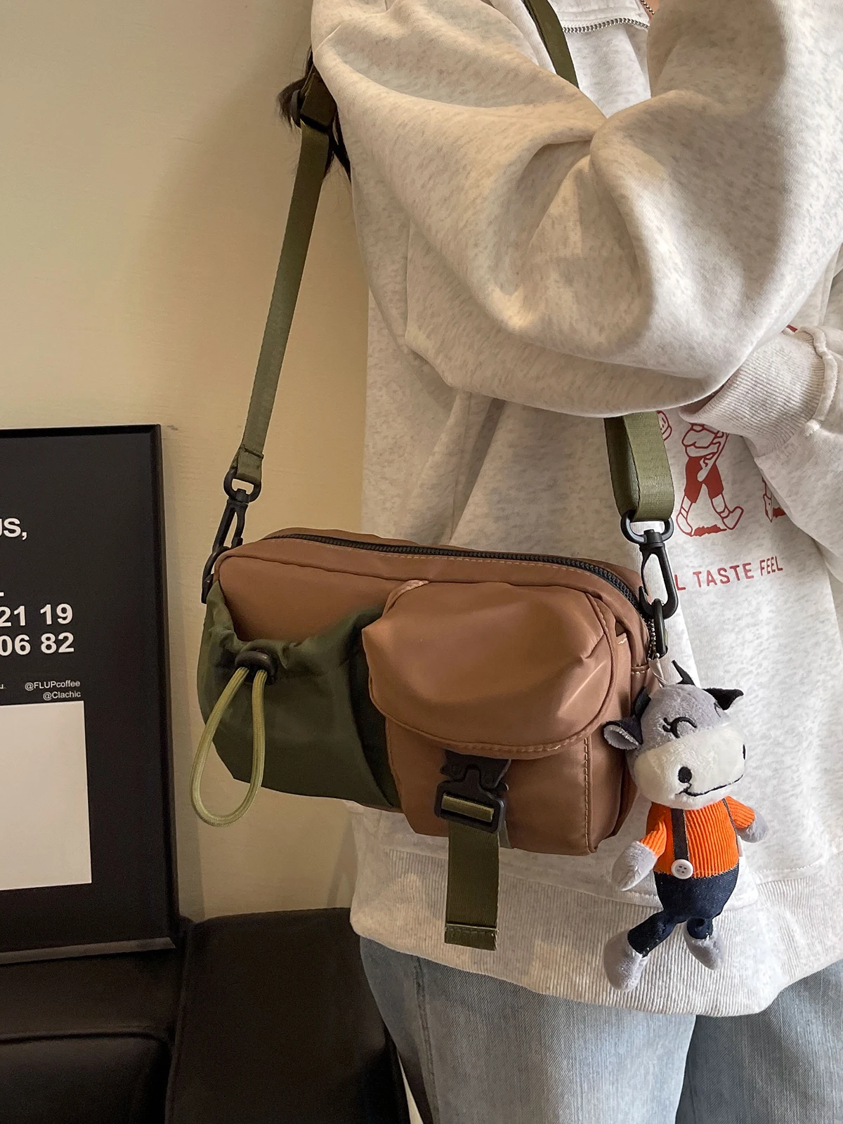 

Casual Versatile Nylon Crossbody Bag for Women 2025 New ular Workwear Sports Bag Single oulder Bag Faionable All-Match
