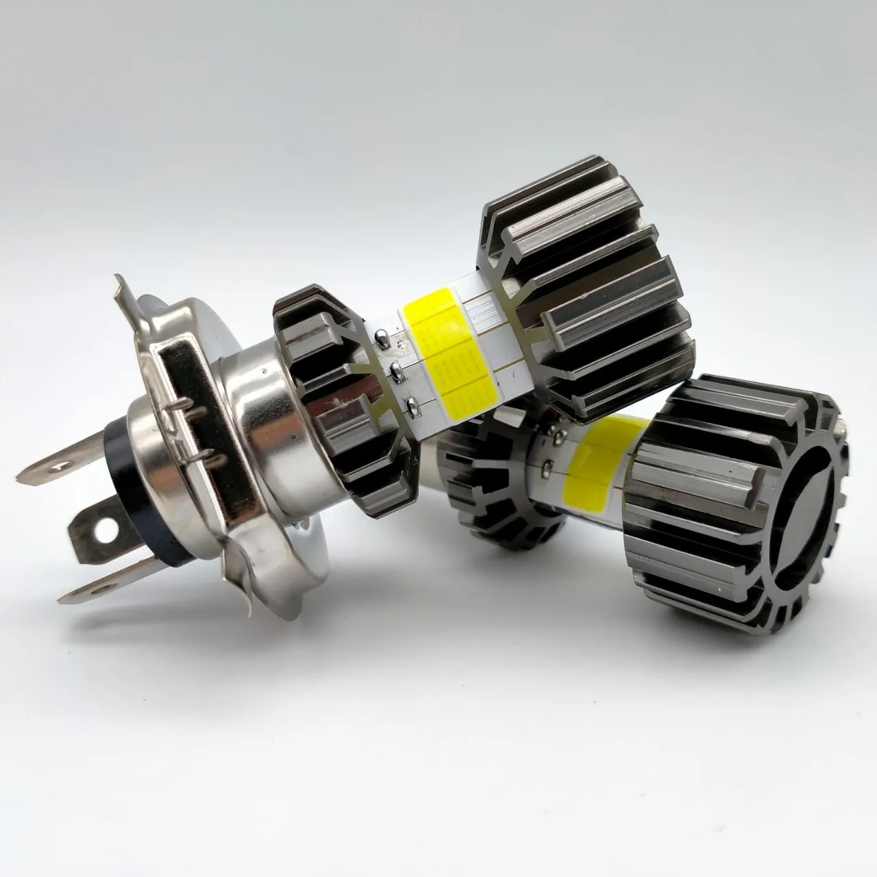Off road motorcycle light BA20D H4, ultra bright white light 12V80V strong light lens LED headlight for motorcycle modification,