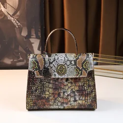 Handheld Women's Bag 2023 New Atmospheric Retro Snake Pattern Women's Bag Large Capacity Light Luxury Texture Shoulder Bag