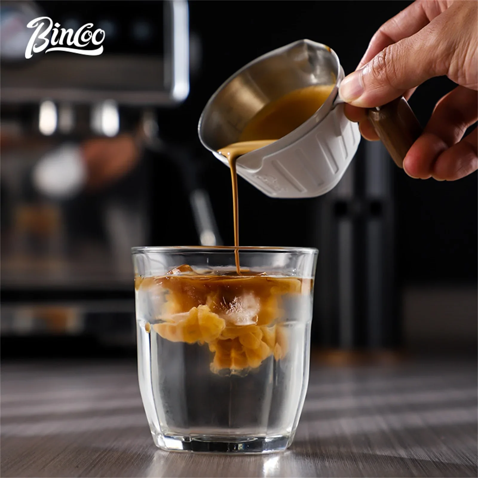 

Bincoo Dual Spout Coffee Measuring Cup 90ml with Clear Scale Wooden Handle Barista Tool for Precise Espresso Milk Frothing