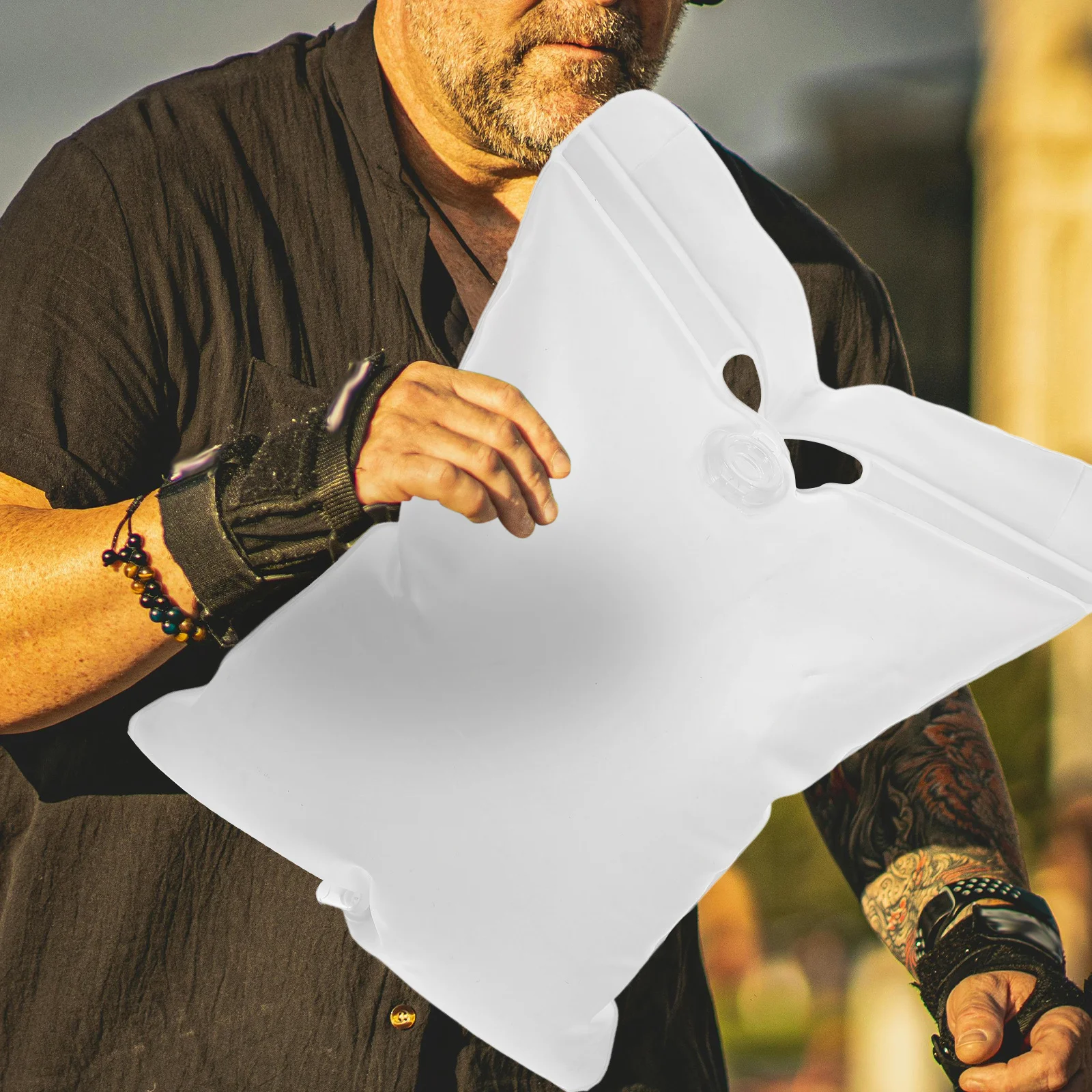 

Outdoor Camping Showers Portable Shower Bags with Water Tube Easy Operation Showerhead Ideal for Adventures and Emergencies