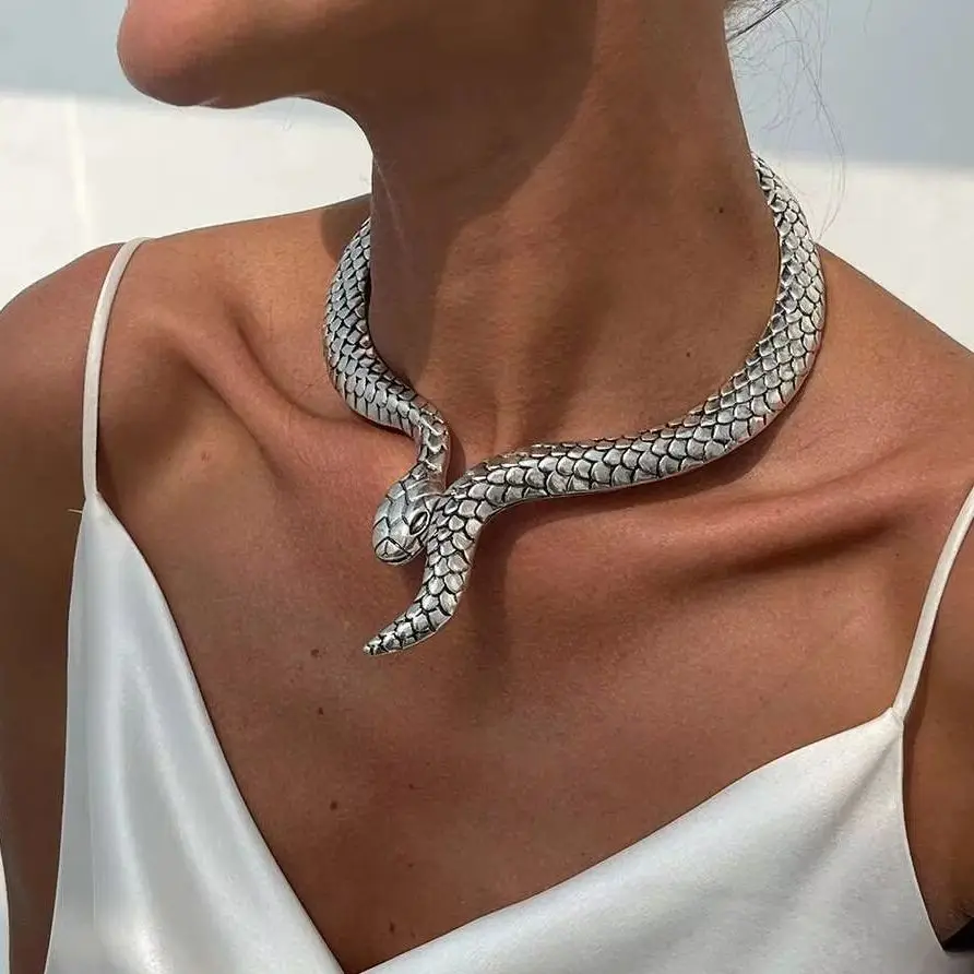 

Lacteo Creative Unique Big Chunky Thick Flat Snake Choker Necklace for Women Open Adjustable Fashion Silver Color Jewelry 2025