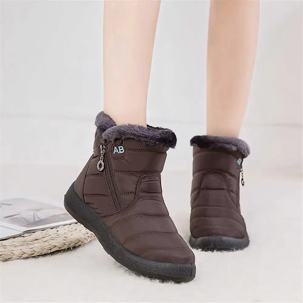 Non-slip Plush Shoes For Girls Women Shoes Bot High Boots Without Heel Sneakers Sports Top Comfort Lofer Sneakeres College