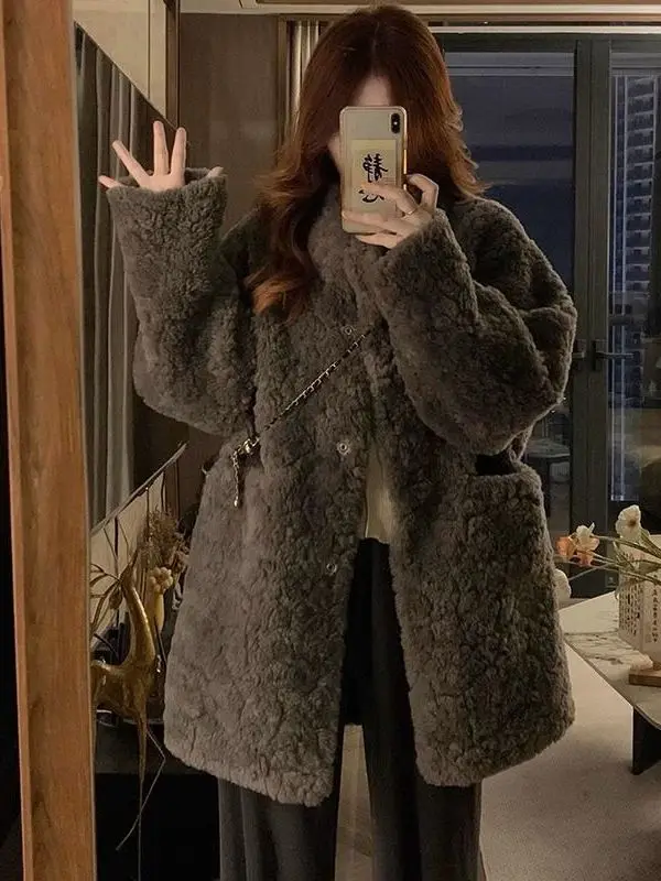   Eepskin Jaet Damen 2025 Neuer Schlanker Locker Sitzender Warmer Plüsch-Mantel, Stilvoller Langer Mantel, Körperbetont