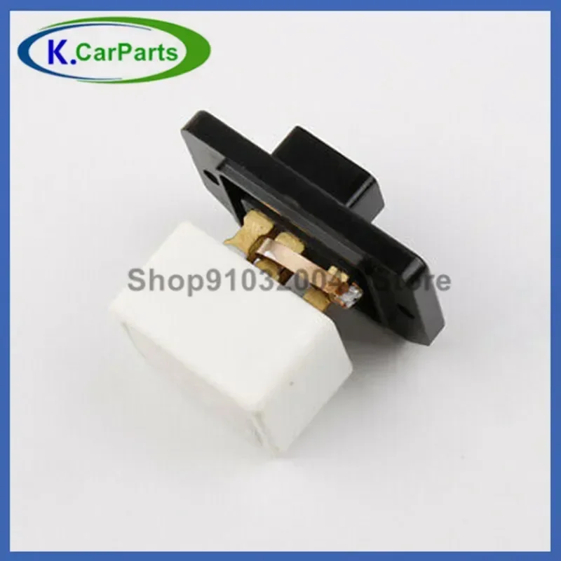 

1PC Heater Resistor Blower Motor Resistor MB657428 For Pajero Montero V43 V45 V31 V32 MR206326