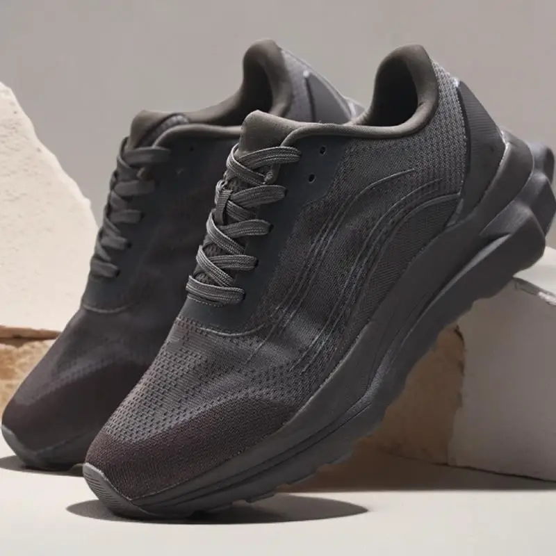 

2025 Autumn White Sports Shoes for Unisex: Celebrity-Style Lightweight Breathable, Ideal for Casual Running & Fitness