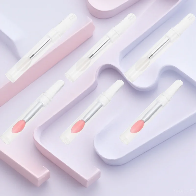 Applicatore in silicone con pennello per maschera per labbra da 6 pezzi con impugnatura comoda per balsamo per labbra senza sbavature e set di pennelli per ombretti