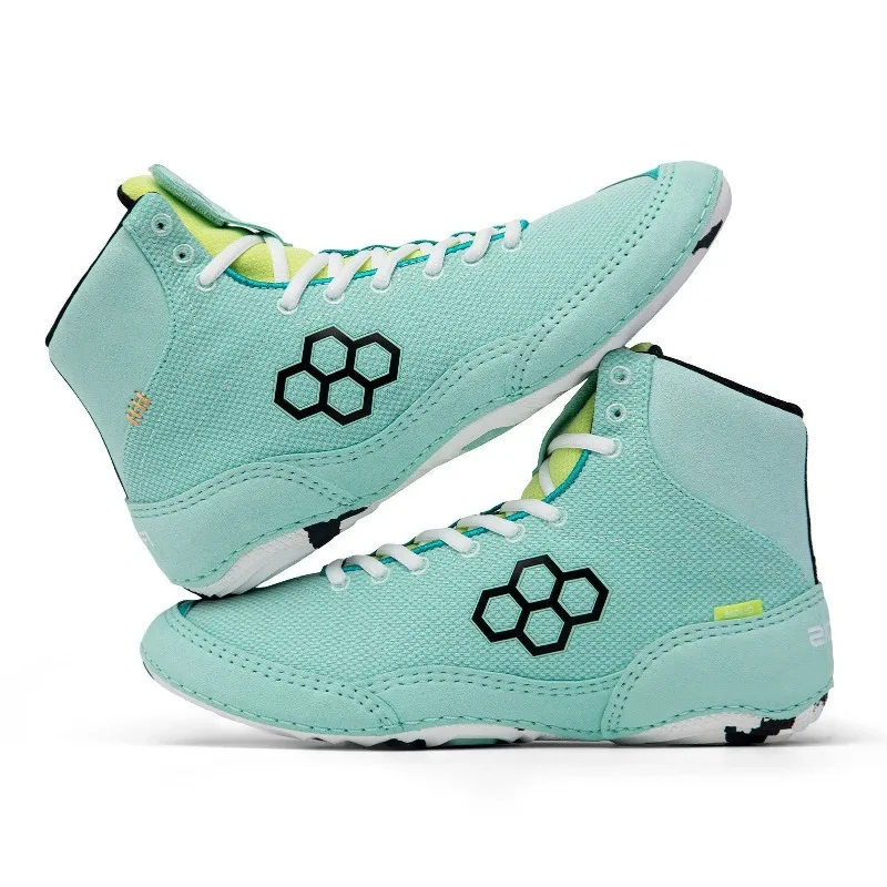 2026 New Wrestling Shoes Men Women Fighting Shoes for Unisex Rubber Sole Boxing Shoes Couples Comfortable Sports Shoe