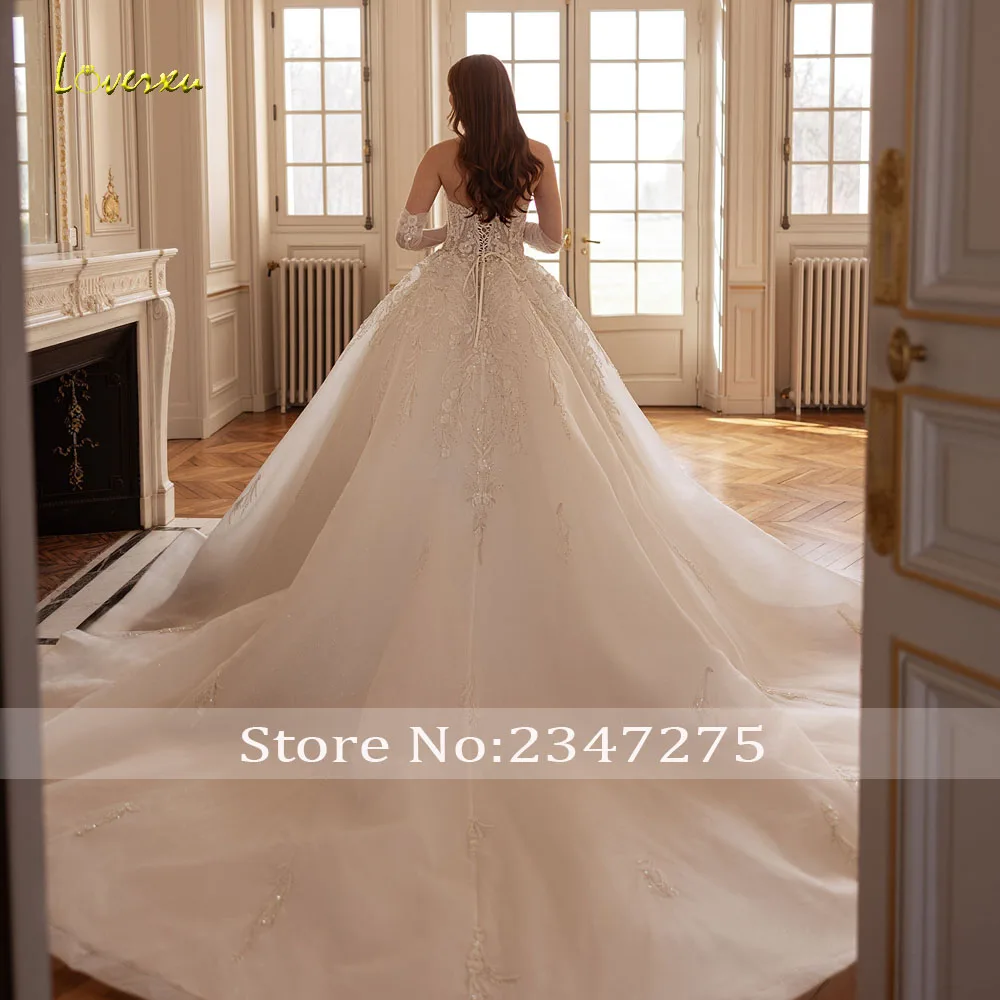 Loverxu a-line فساتين زفاف عتيقة بدون حمالات فيستدو دي نوفيا دانتيل مطرز بالترتر ذيل محكمة مصنوع حسب الطلب زي العرائس