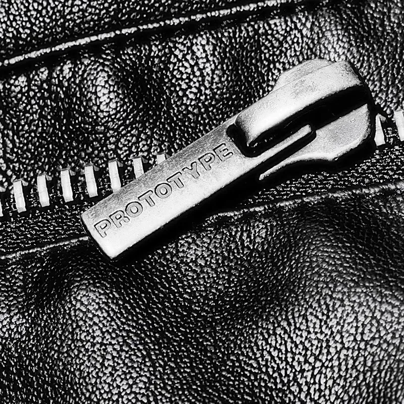 dd12Game النموذج تأثيري ازياء أليكس ميرسر فو الجلود سترة سوداء بو التطريز معطف للرجال