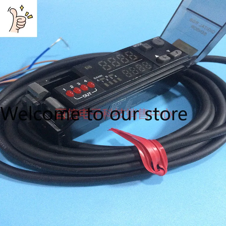 2026 Special Price KEYENCE Color Standard Sensor CZ-V21A Fiber Amplifier 24VDC Physical Shooting